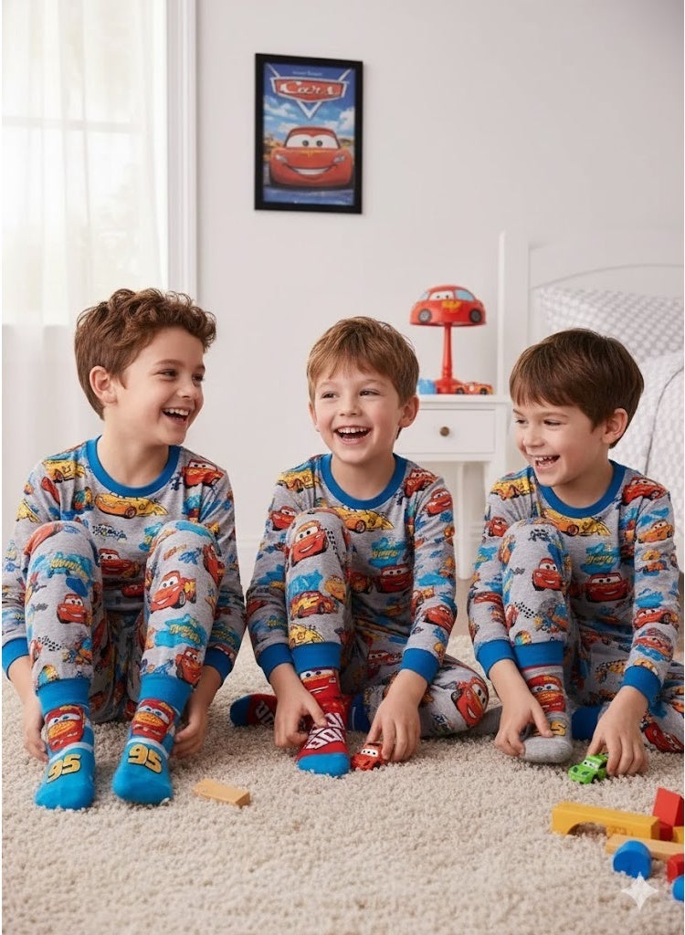 ديزني بيكسار كارز مجموعة جوارب ديزني كارز للأولاد (3 قطع). من إنتاج كيدز تي في. - Image 2