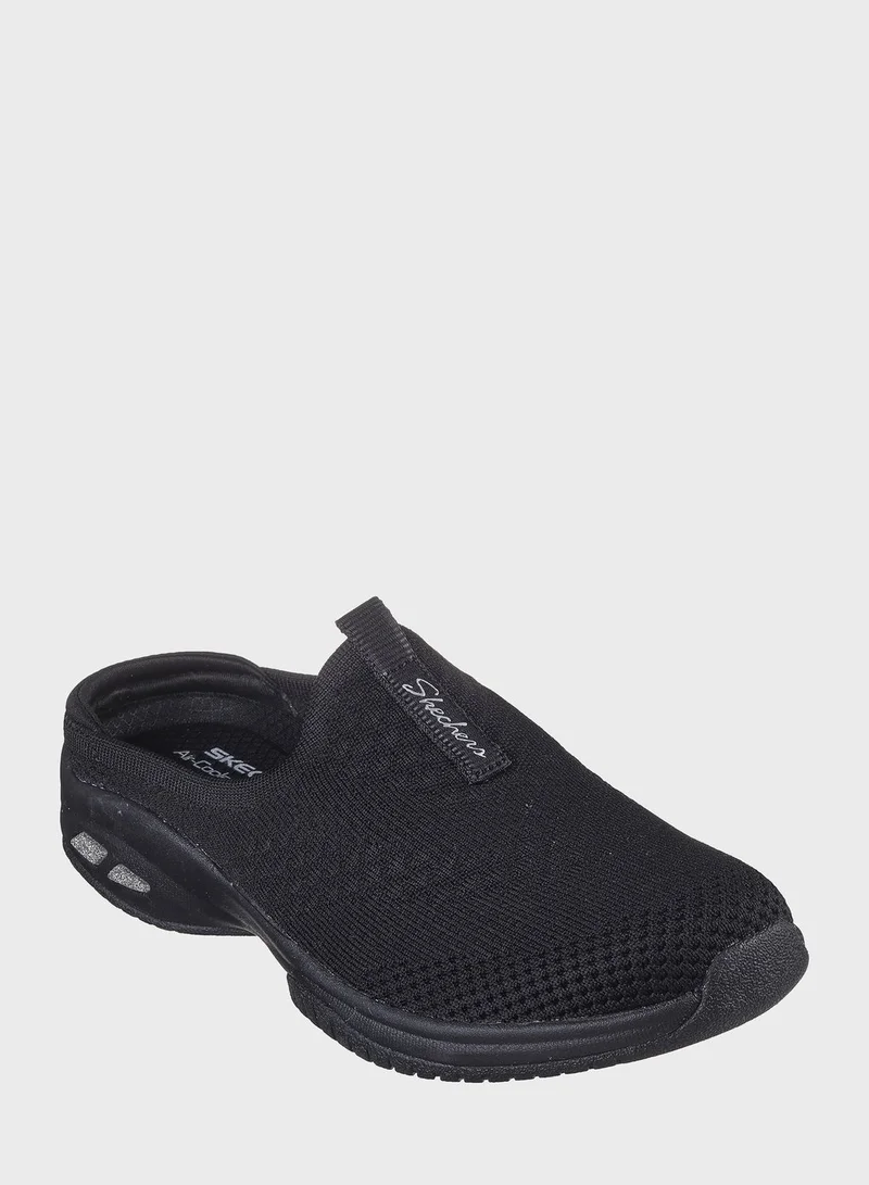 SKECHERS Commute Time