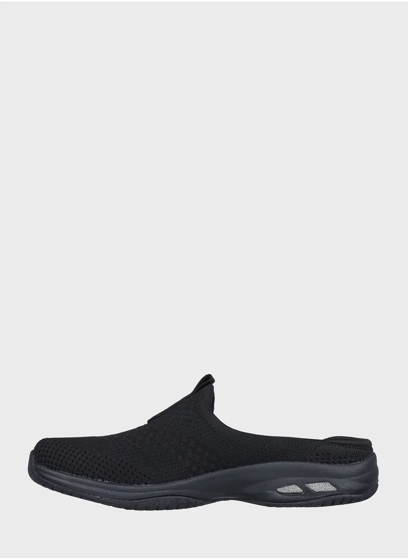SKECHERS Commute Time