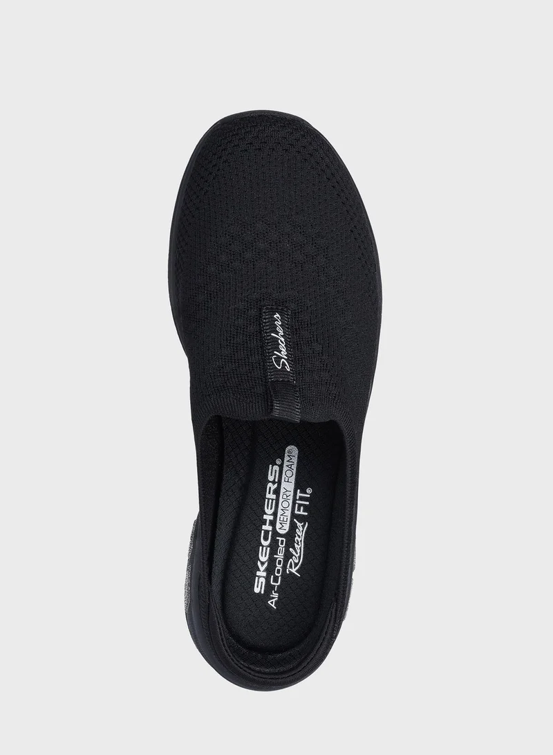 SKECHERS Commute Time