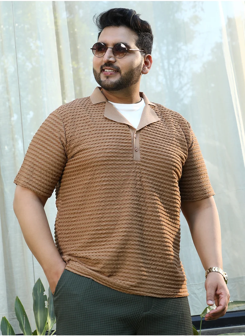 انستافاب بلس Instafab Plus Men's Ash Brown Crease-Tactile Cuban Polo T-Shirt For Casual Wear | Polo Neck | Short Cuffed Sleeves | Half-Button Closure | Plus Size T-Shirt Crafted With Comfort Fit For Everyday Wear