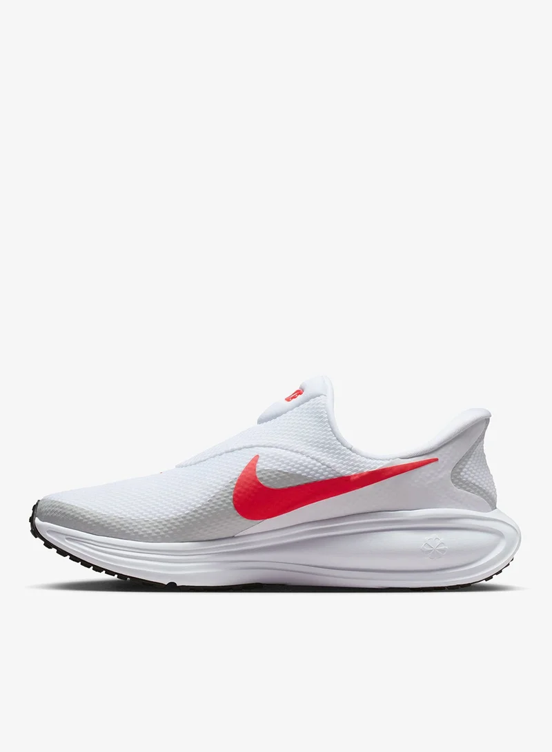 Nike Revolution 8 Easyon