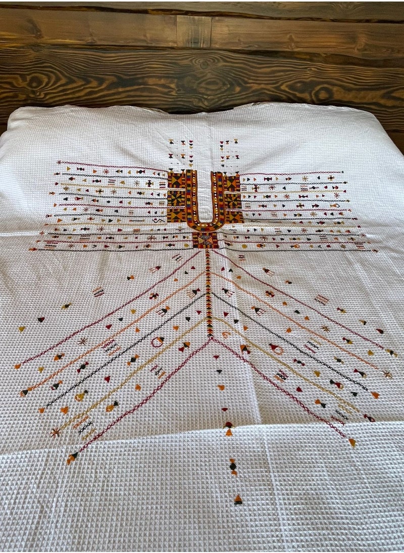 Handmade Vibrant Fiesta Bedspread 100% Egyptian cotton with handmade embroidery  - Image 1