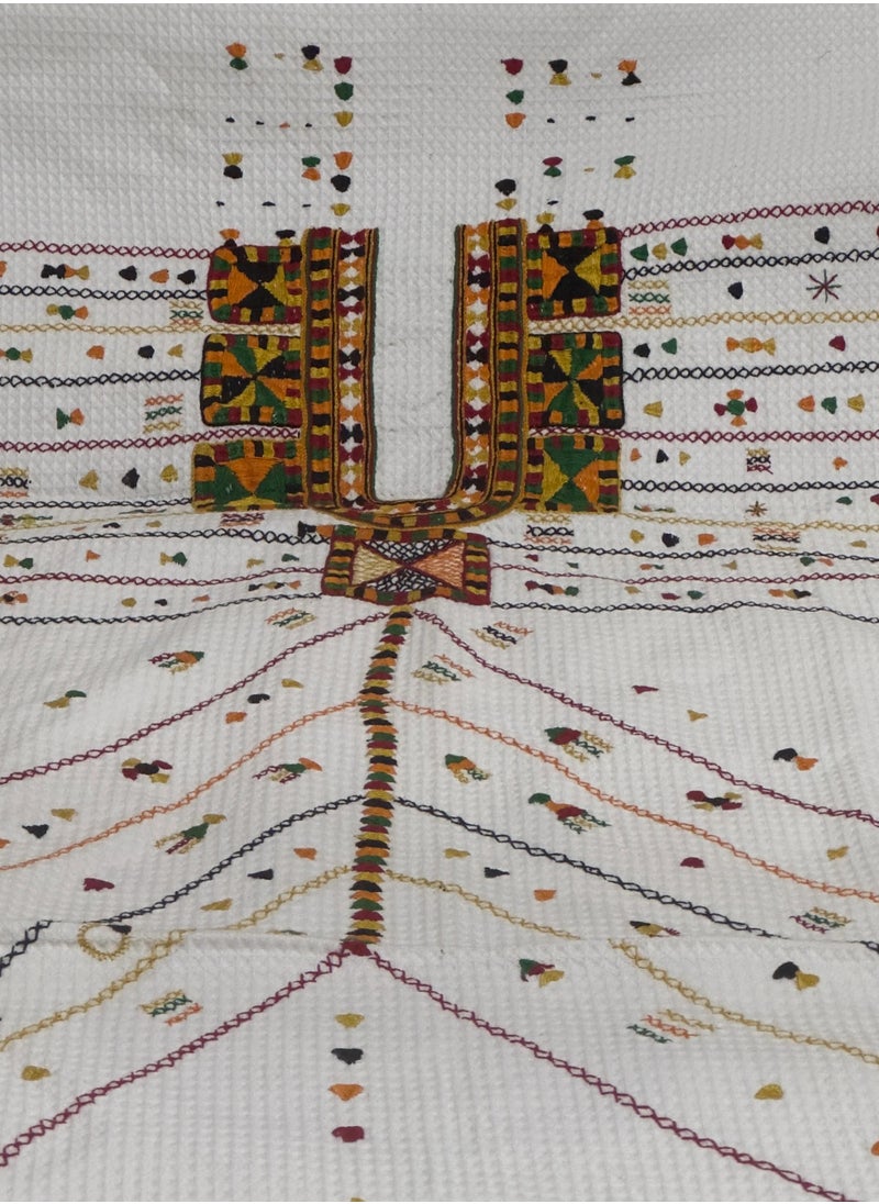 Handmade Vibrant Fiesta Bedspread 100% Egyptian cotton with handmade embroidery  - Image 5