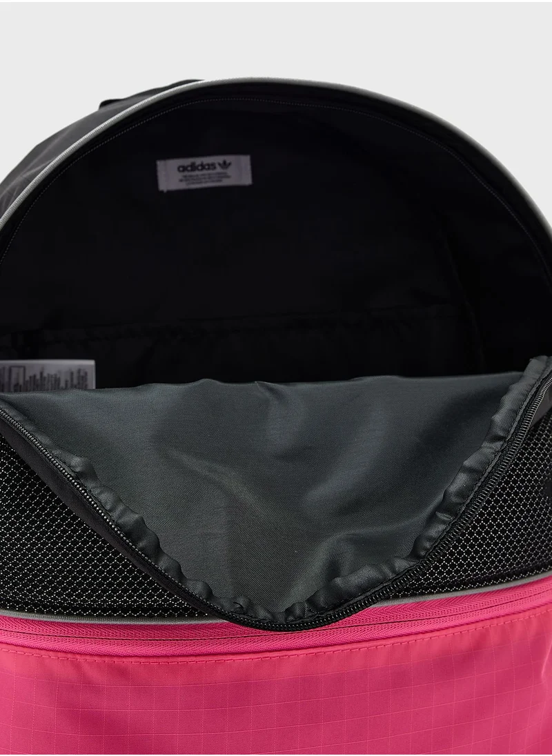 adidas Originals Logo Essential Backpack