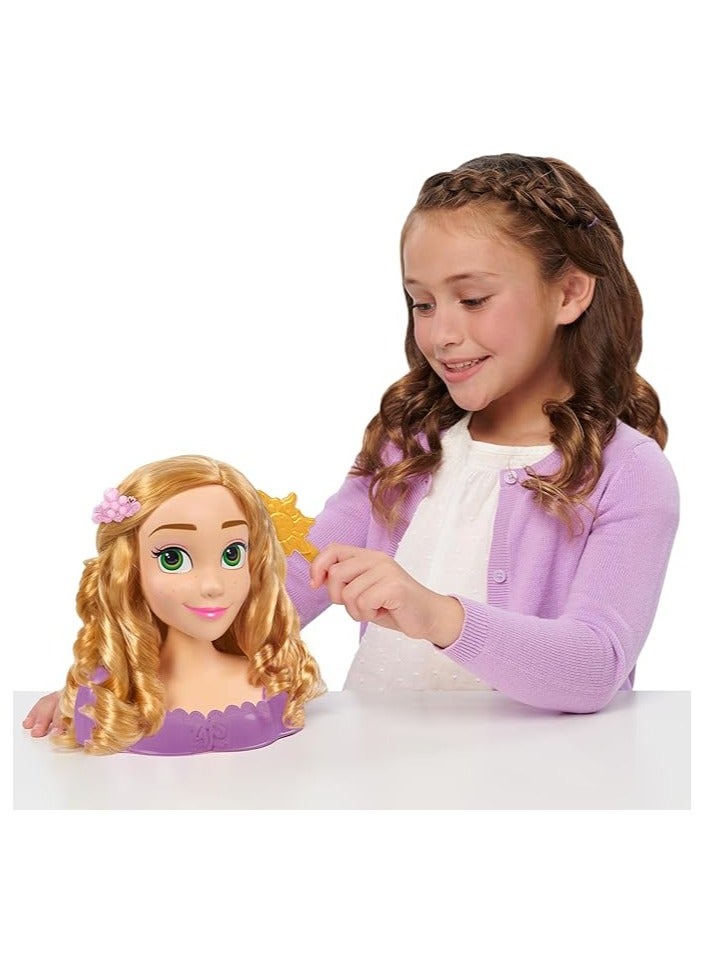 جست بلاس رأس دمية الأميرة ديزني رابونزل للتسريح - رأس دمية بطول 20 سم مع فرشاة ومشط وأشرطة شعر من شركة جاست بلاي - Image 2