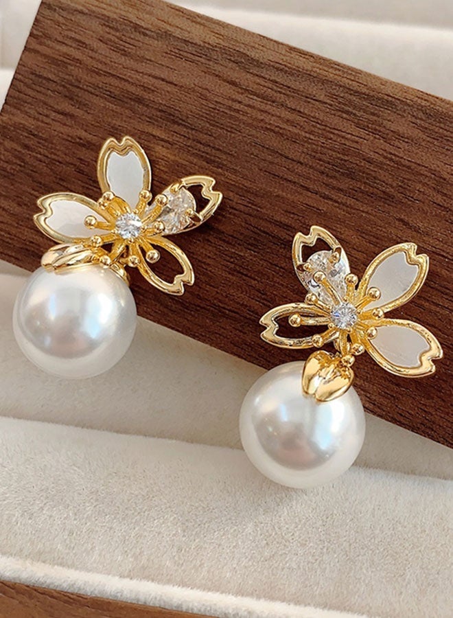 TUNKE Floral Pearl Stud Earrings ,Chic & Elegant Design, Everyday Wear, Modern Minimalist Jewelry - Image 5