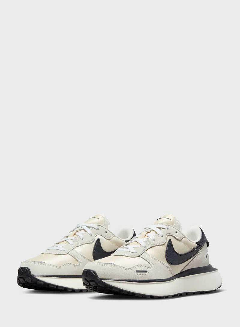 Nike Phoenix Waffle