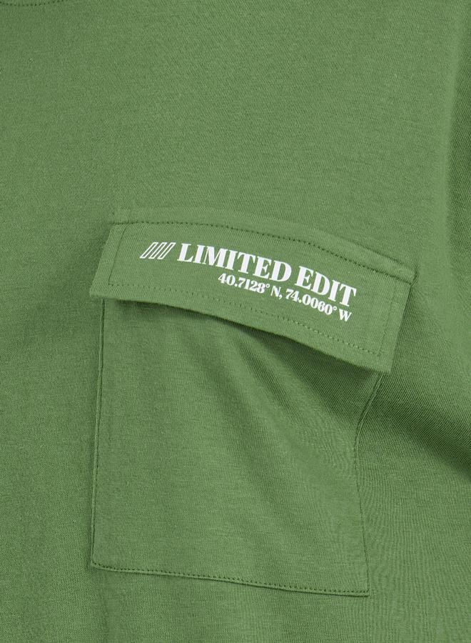 Styli Oversized Forward Shoulder T-Shirt with Pocket and Short Sleeve  - Image 4