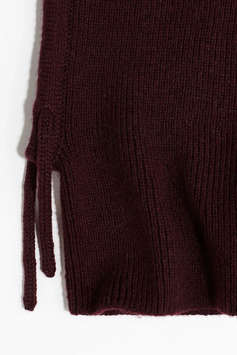 اتش اند ام قبعة بالاكلافا مضلعة