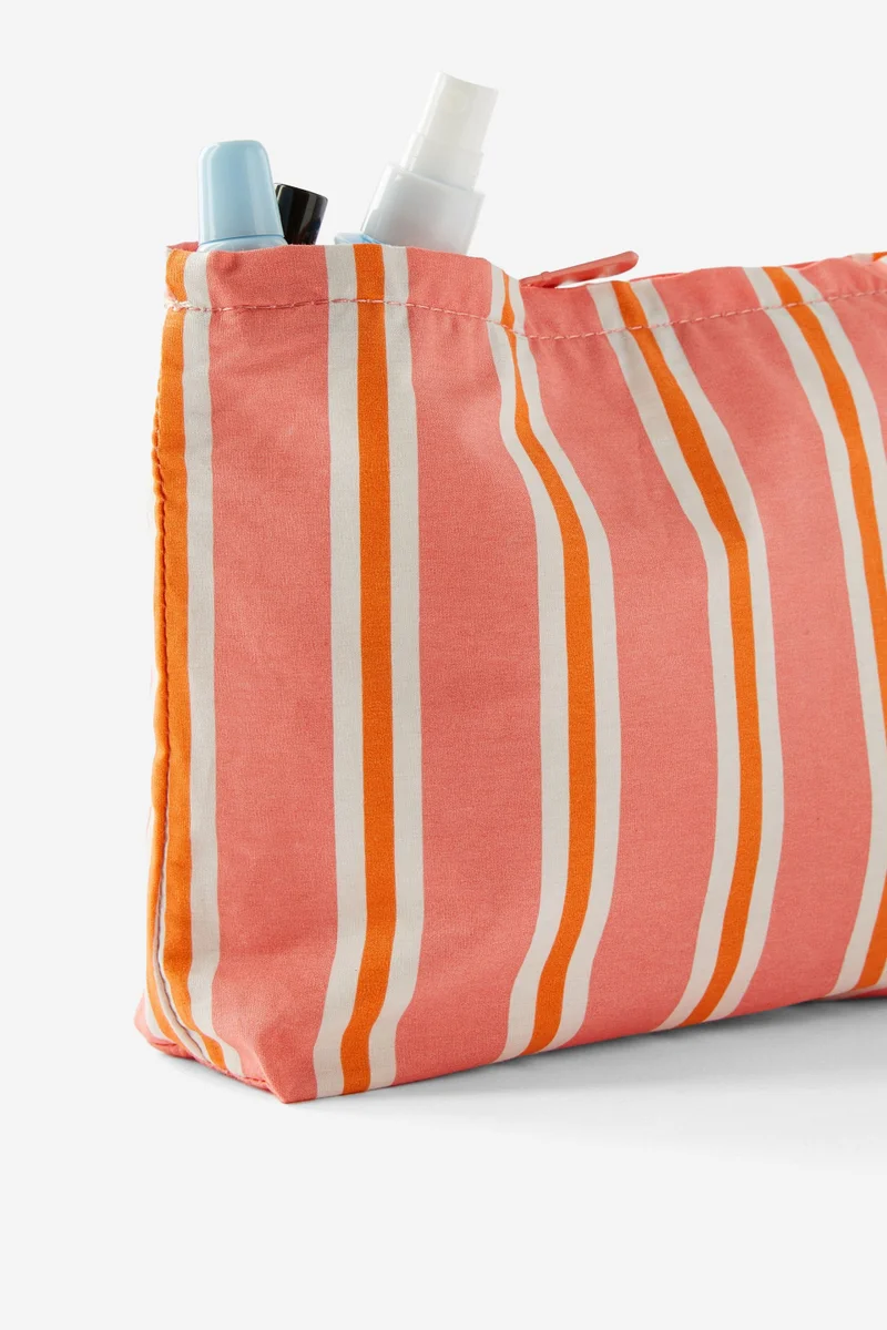 روبي Classic Beauty Bag