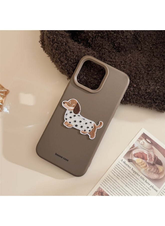 NIBEMINENT Sweater With Embroidered Dog Pattern Protective TPU Case Cover For iPhone 17 Pro Max, Mocha Brown