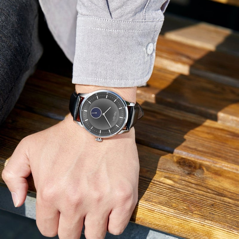 ترندا ساعة TRNDA TRENDY المصنوعة من الفولاذ المقاوم للصدأ بحجم 43 مم - بمينا متدرجة أنيقة للرجال مع سوار جلدي أسود - Image 2