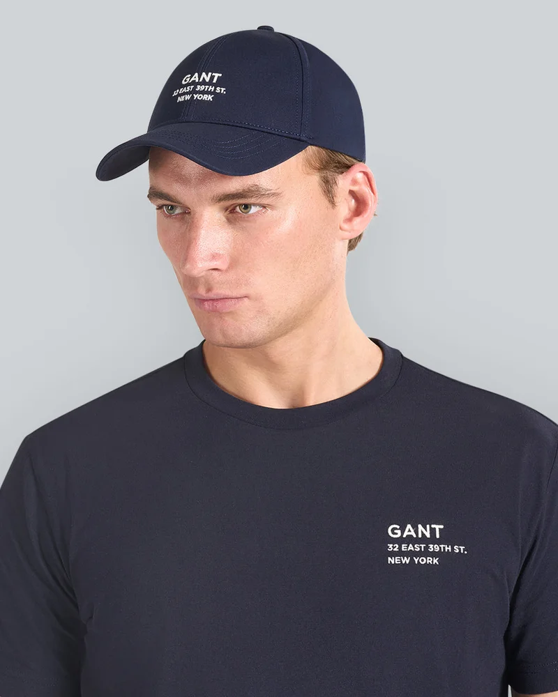 غانت Small Script Graphic Cap