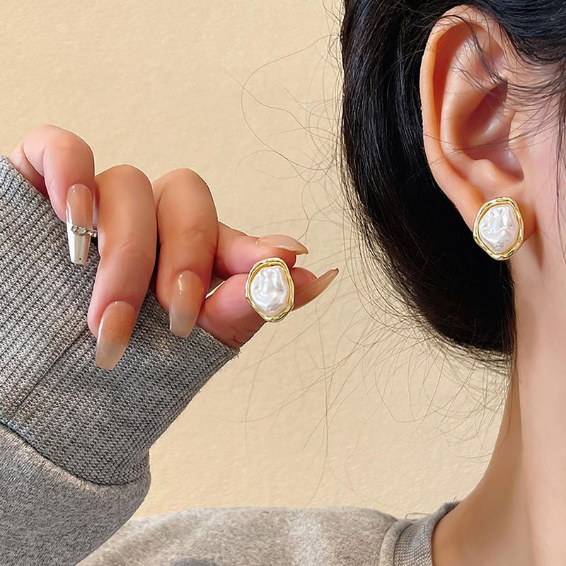 GLMOCM Baroque Pearl Stud Earrings For Women 14k Gold Plated Irregular Pearls Earrings Chunky Big Pearl Earrings Vintage pearl Statement Earrings Jewelry Gift For Women (Gold A) - Image 2