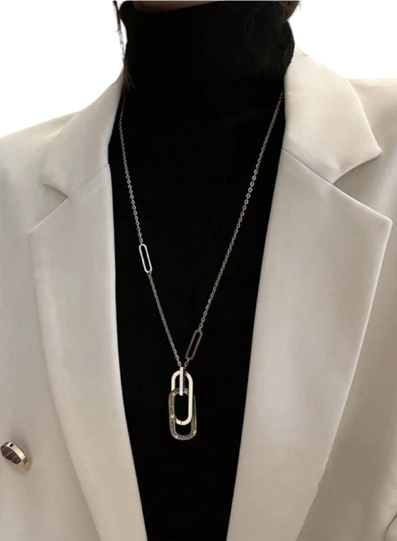 قلادة طويلة بتصميم هندسي بسيط مع تفاصيل أحجار الراين - Image 1