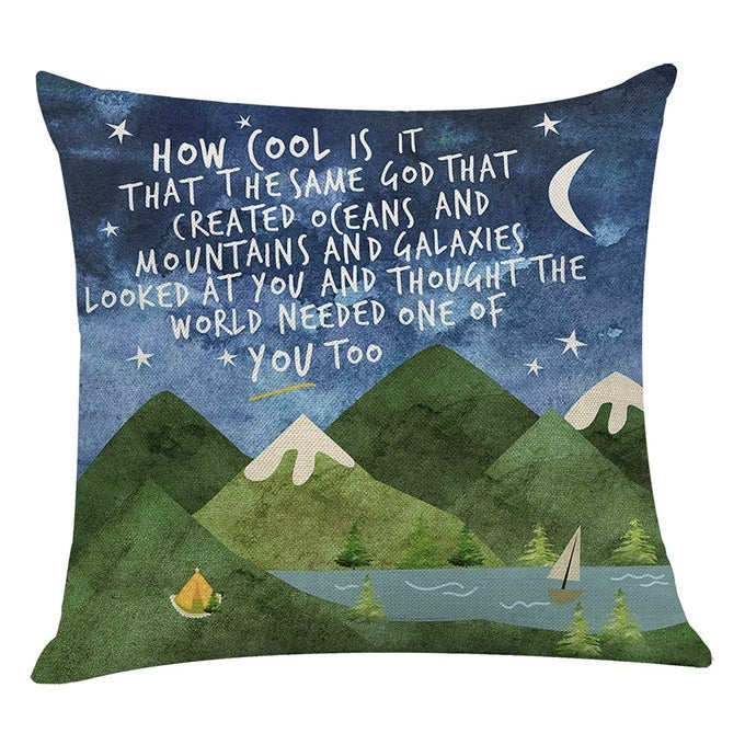 INSPIRING GIFTS CUTE MOUNTAINS THROW PILLOW COVER MOUNTAINS CUSHION COVER DECORATIVE PILLOWCASE LIVING ROOM BEDROOM DECOR FOR GIRLS FRIENDS DAUGHTER NIECE WOMEN HOW COOL