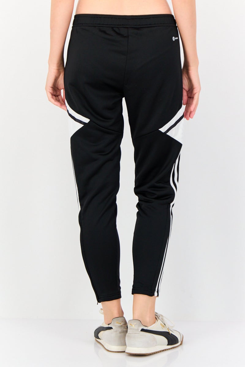 Adidas سروال رياضي نسائي مناسب في الهواء الطلق، أسود - Image 3