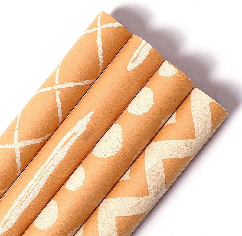 مجموعة ورق كرافت للتغليف على شكل لفات مع علامات وحبل وقلم أصفر - Image 3