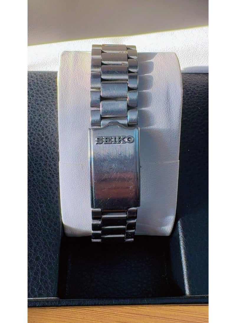 Seiko 5 Vintage Seiko 5 Automatic Watch 7526-3040 – Gold Dial Stainless Steel Wristwatch – Pre-Owned, Excellent Mint Condition (Looks Like Brand New) - Image 2