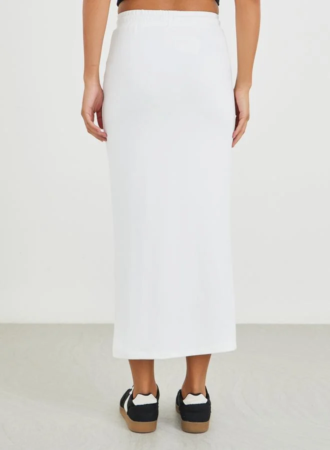 Styli Styli Solid Knitted Terry Shift Midi Skirt
