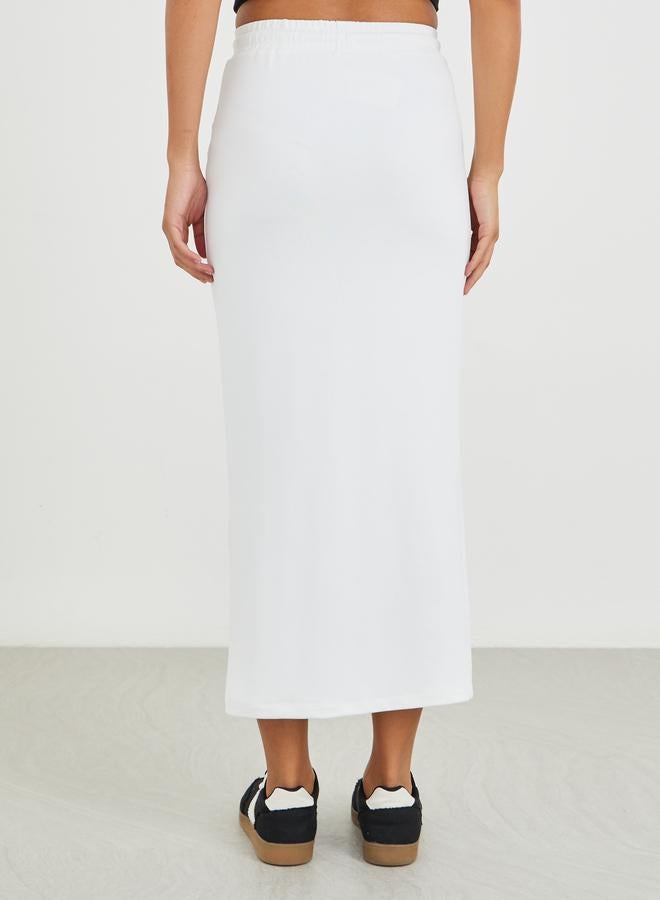 Styli Styli Solid Knitted Terry Shift Midi Skirt  - Image 4