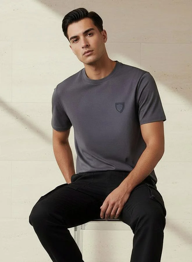 Emperor Emperor Men Regular Fit Crew Neck Short Sleeve Badge Accent T-shirt