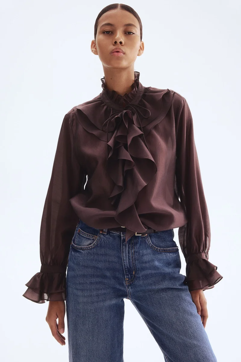 اتش اند ام بلوزة بتصميم مكشكش