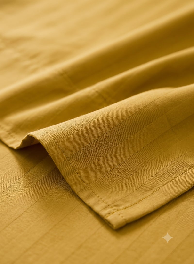 ZEESQUARE Luxury 4-Piece Gold Striped Bed Sheet Set | Hotel Collection Bedding Set with Flat Sheet, Fitted Sheet & 2 Pillow Covers | Soft Breathable Microfiber Bedding for King Size Bed | Premium Luxury Bedroom Bedding - Image 4