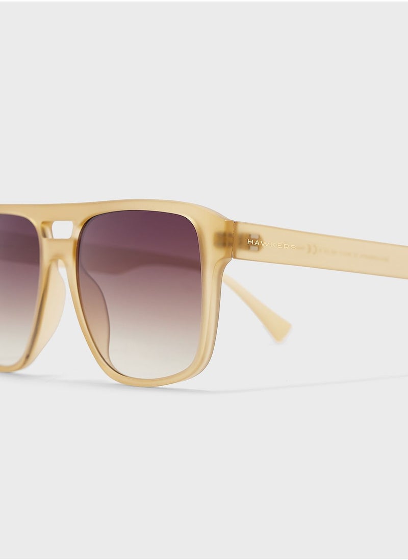 HAWKERS - Vigil  Oversized Sunglasses - Image 1