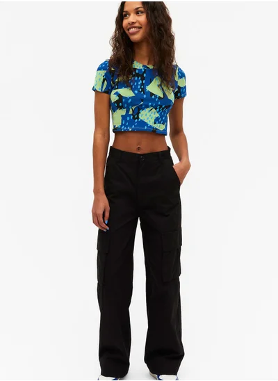 MONKI Crew Neck Crop Top