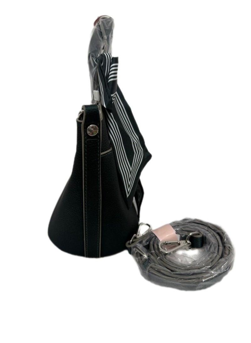 BAGCO Hand bag with handkerchief design - Image 4