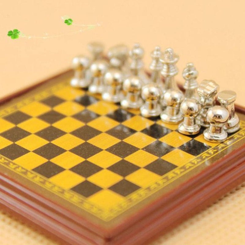klarako Dollhouse Miniature Metal Chess Game in 1:12 Scale 32 Pieces of Chess And - Image 2