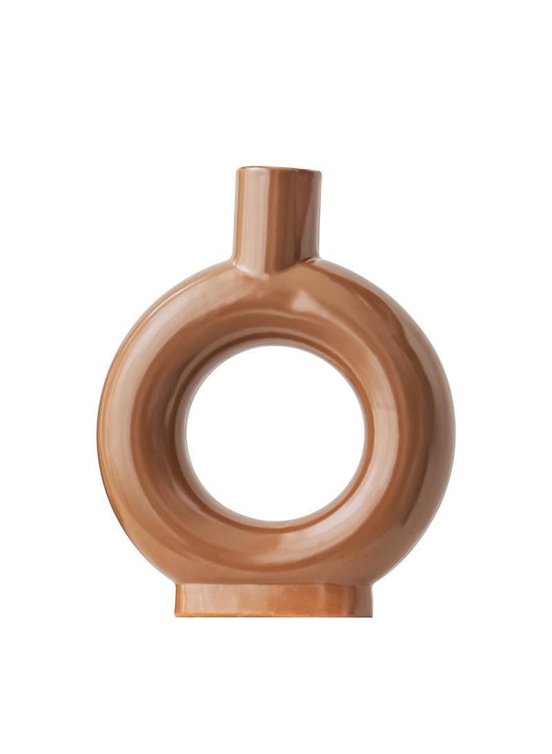 Y&D Creative Ceramic Hollow Nordic Plain Burned Vase - Image 1