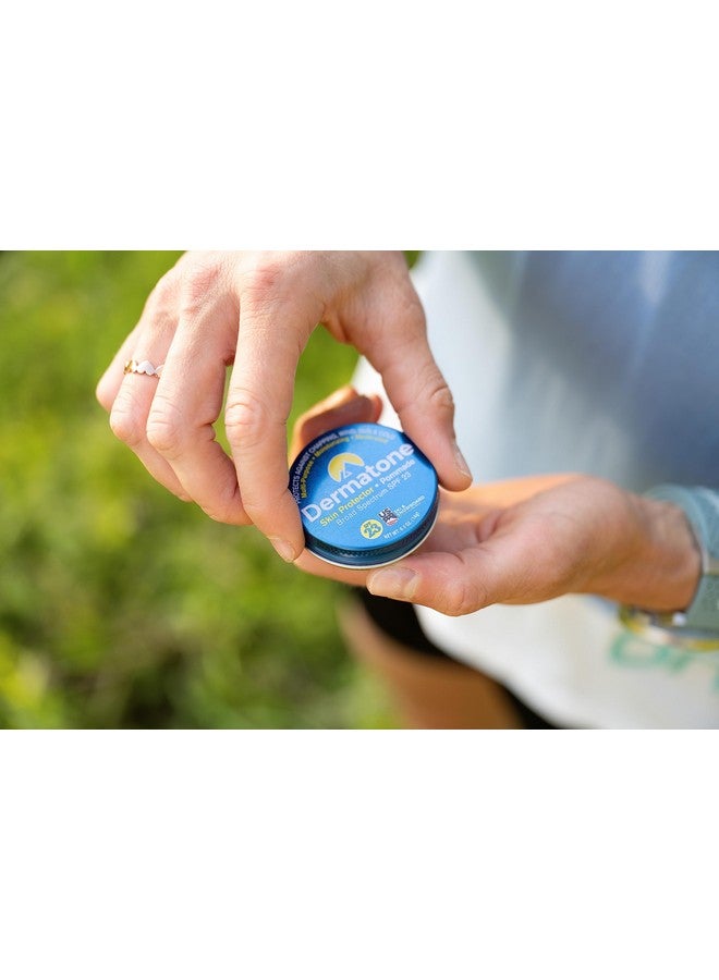 ديرماتون واقي للبشرة | بلسم للبشرة | حماية من الشمس والرياح والبرد والتشققات وقضمة الصقيع | بلسم للوجه والشفاه بعامل حماية من الشمس ٢٣ | كريم واقي | ترطيب وإصلاح البشرة الجافة | ٠٫٥ أونصة - Image 3