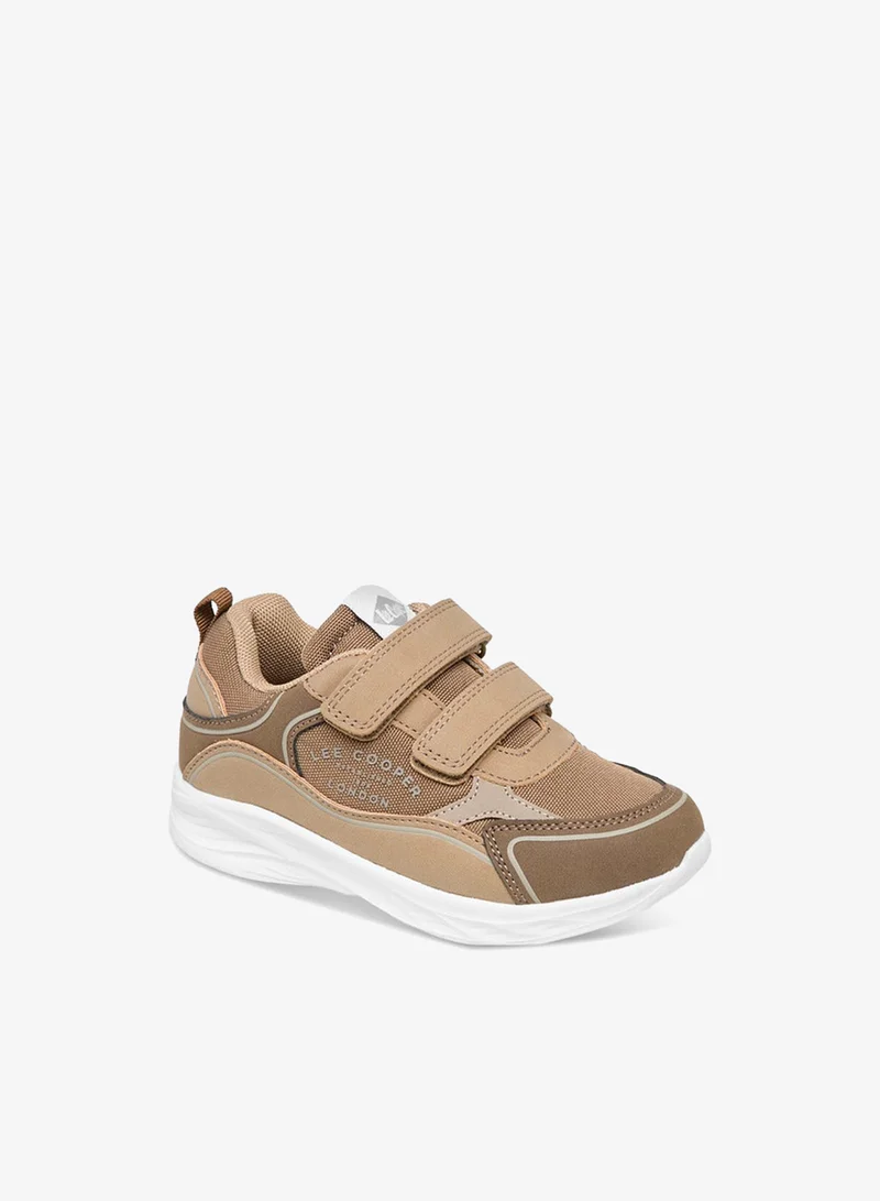 لي كوبر أحذية رياضية للأولاد بألواح وإغلاق بشريط لاصق