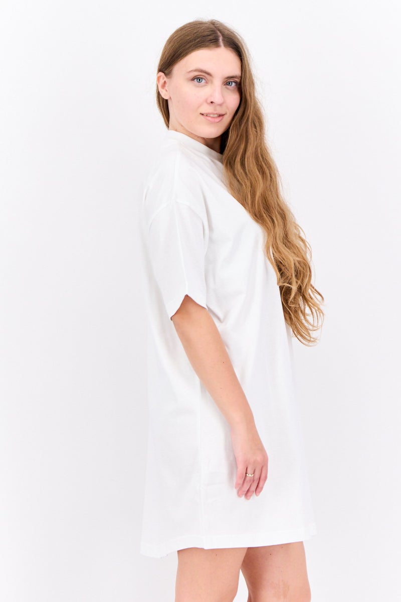 Lyle & Scott Women Embroidered  Logo Mini Dress, White - Image 2