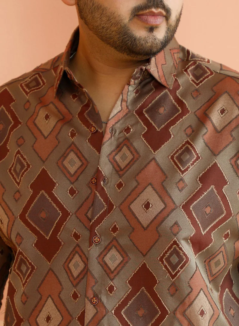 Instafab Plus  Instafab Plus Men's Peanut Brown Contrast Geometric-Woven Shirt For Casual Wear | Spread Collar | Long Cuffed Sleeves | Button Closure | Plus Size Shirt Crafted With Comfort Fit For Everyday Wear for Men | Best Price UAE