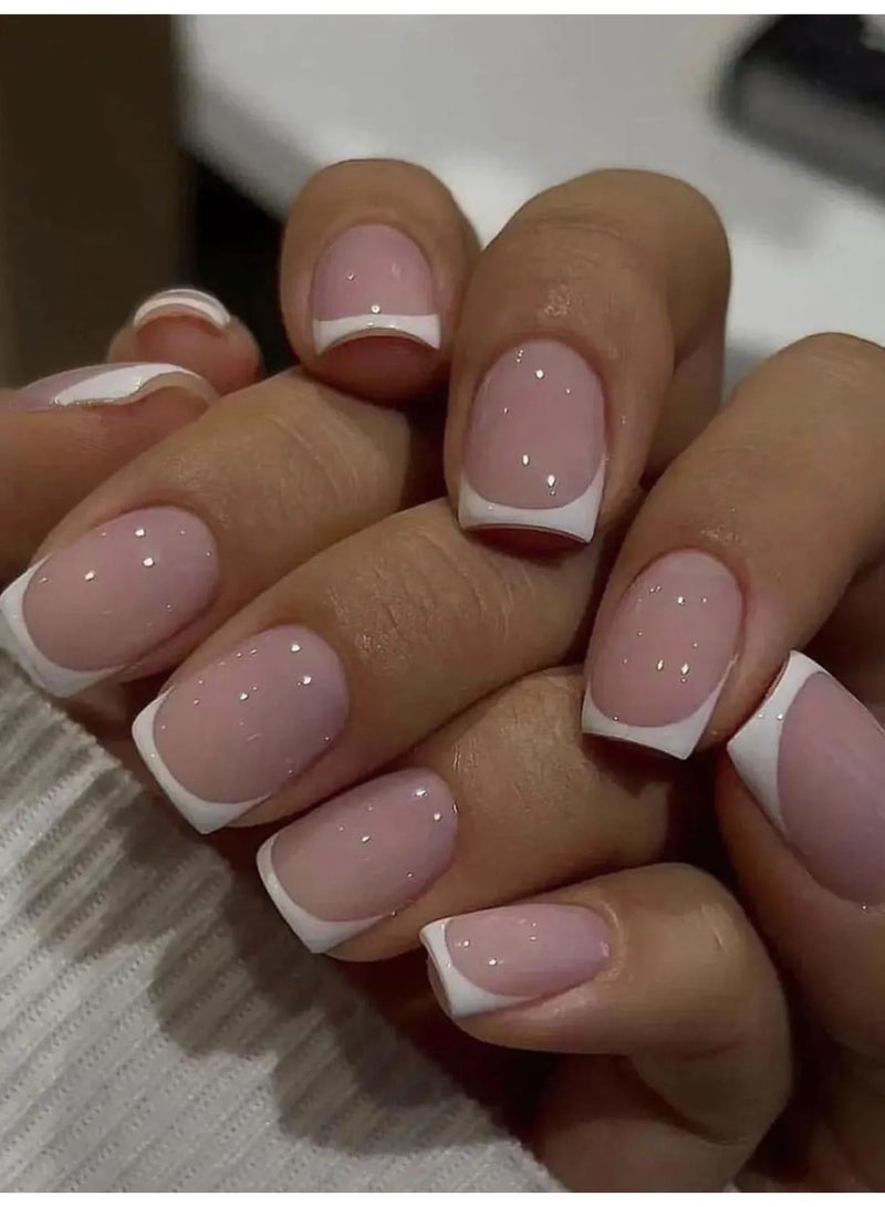 اظافر تركيب مزيفه فرنسيه بتصميم مربع تحتوي العلبه على 24 ظفر مع مبرد اظافر و صمغ - Image 1