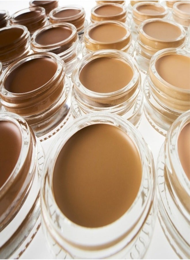 Glossier - Glossier Stretch Balm Concealer - Dewy Buildable Coverage , Light 5 - yellow base tone 4.8g - Image 1