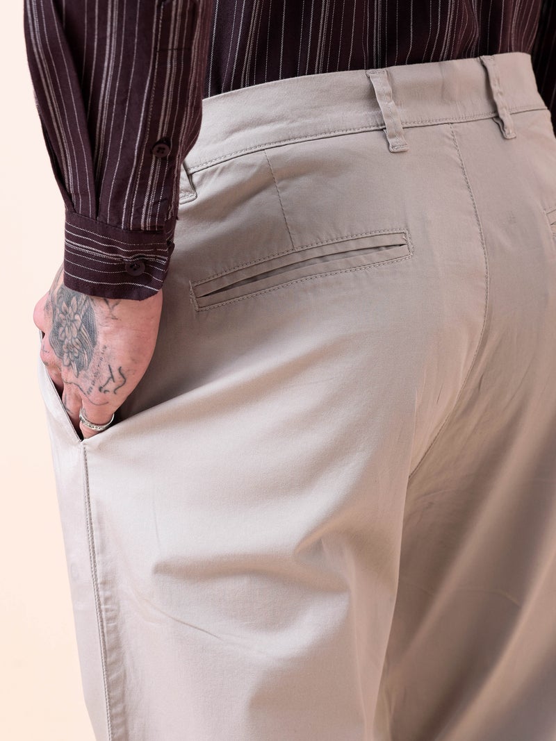 British Club Men Cream Double-Pleated Straight Fit Trousers - Image 4