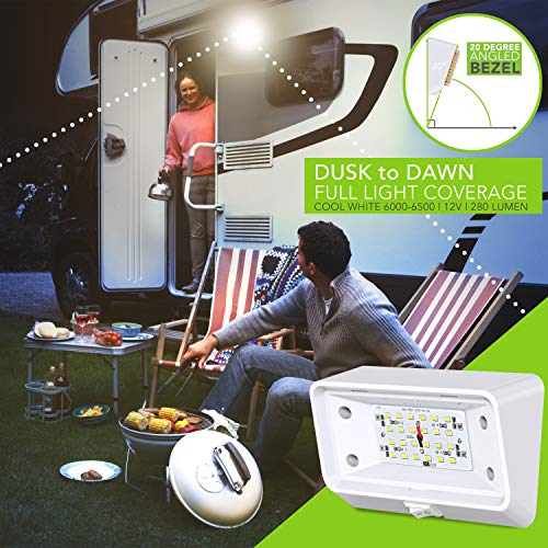 Leisure LED ضوء شرفة خارجي LED للترفيه مع مفتاح - 12 فولت 280 لومن. إضاءة بديلة للسيارات الترفيهية، والمقطورات، والمخيمات، والعجلات الخامسة. قاعدة بيضاء، عدسة شفافة وبرتقالية (بيضاء، عبوة واحدة) - Image 4