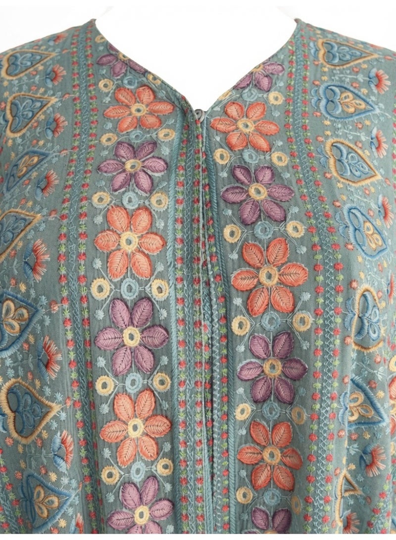 Amnad International Kashmiri Embroidered Chiffon Abaya for Women with Matching Hijab, Full Length Floral Design, Sizes 52-60 inches - Image 3