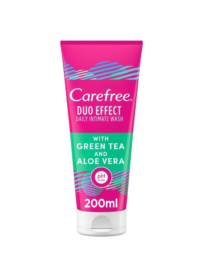 Carefree Intimate Set Wash Wipes and Foam for Daily Care (250 ml Wash, 20 Wipes and 150 ml Foam) - Image 2