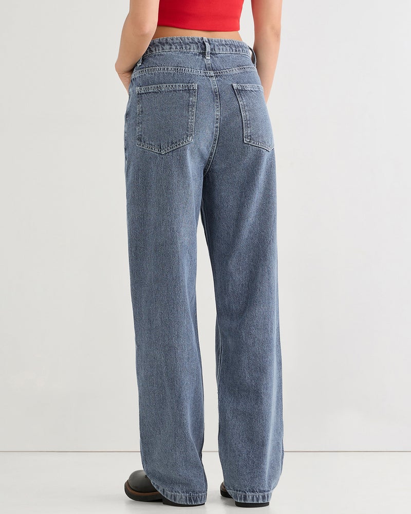 bewakoof Women's Blue Washed Baggy Straight Fit Distressed Jeans - Image 3