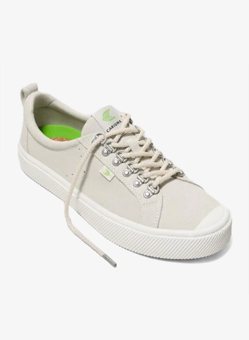 كاريوما حذاء رياضي  من جلد الغزال الأبيض العتيق منخفض السرعة