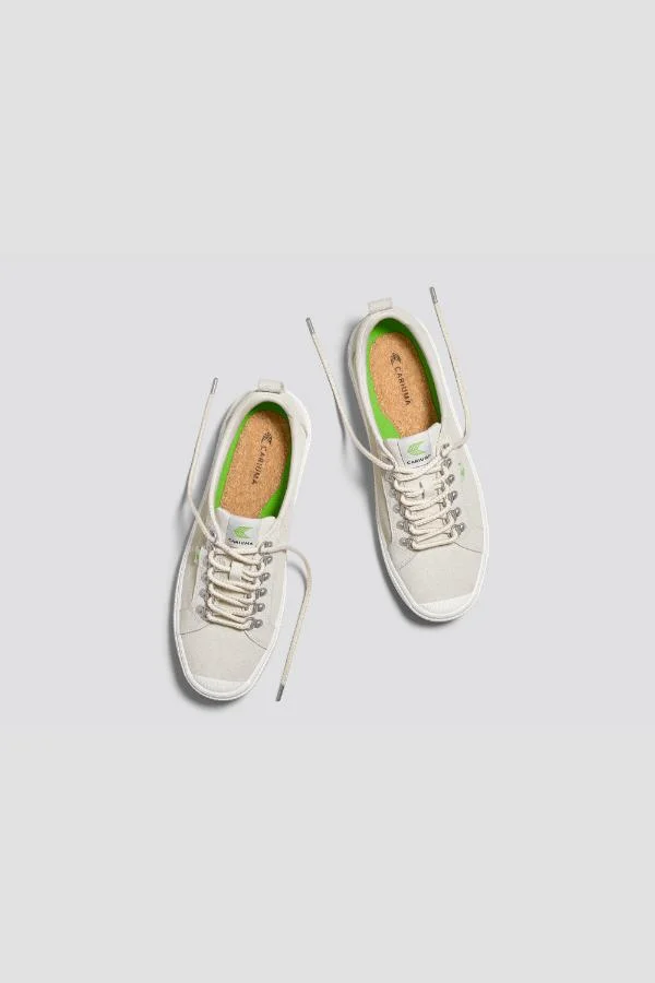 Cariuma OCA Low Speedhooks Vintage White Suede Sneaker