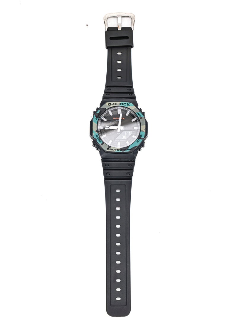 كاسيو ساعة رجالية كاسيو G-SHOCK GA-2100SU بإطار تمويهي، عرض مزدوج رقمي وتماثلي، مقاومة للماء حتى 200 متر، مقاومة للصدمات، ساعة رياضية بحزام من الرزين الأسود - Image 5