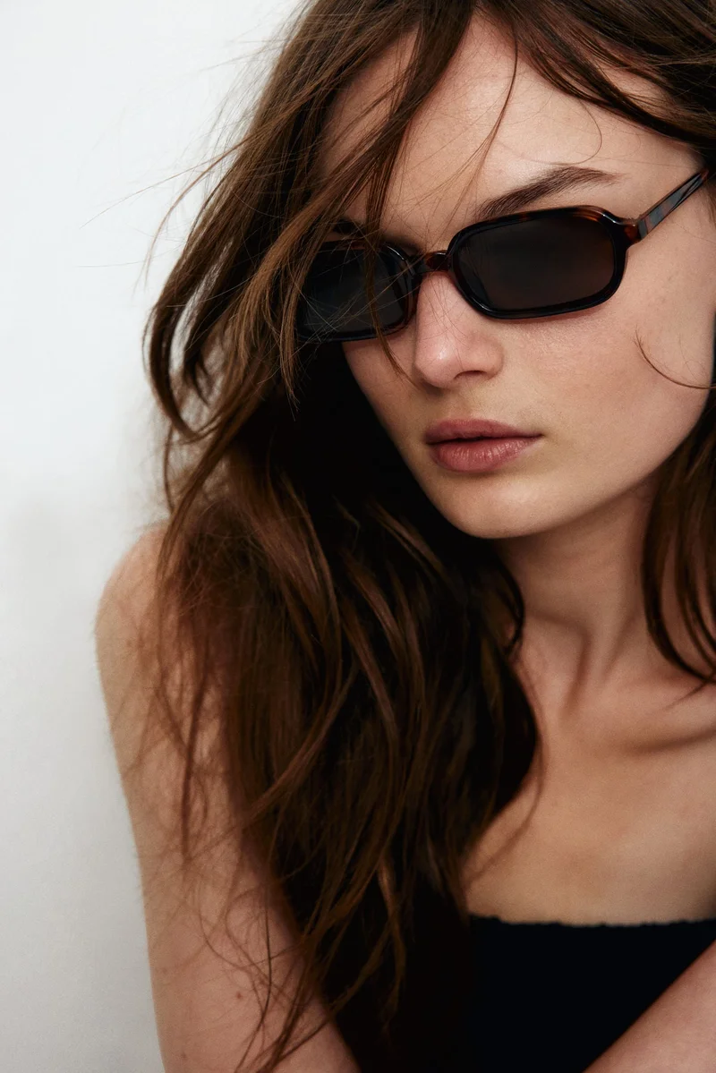 اتش اند ام نظارة شمسية مستطيلة