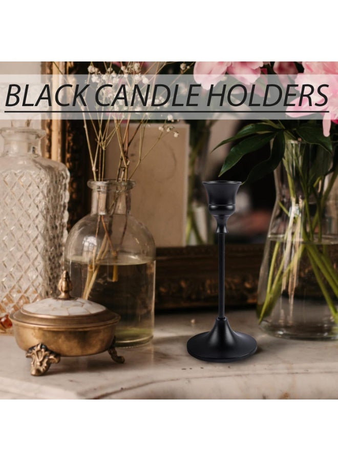 3 قطع من حوامل الشموع العمودية (Candlestick Holders) باللون الأسود، مناسبة للشموع الرفيعة، تتميز بتصميم كلاسيكي مستوحى من الطراز العتيق، ويمكن استخدامها كديكور أنيق لمدفأة المنزل أو حفلات العشاء أو المناسبات والتجمعات، كما تضيف لمسة فاخرة وأنيقة لديكور المنزل والطاولات. - Image 3